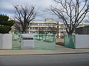 交野市立第二中学校まで838m