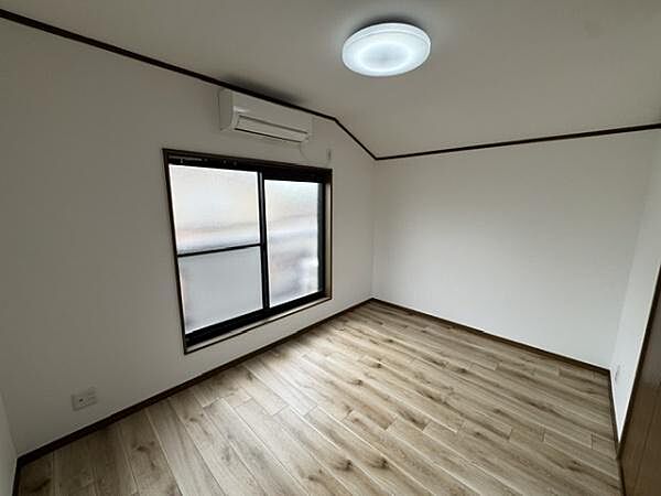 洋室を拡大表示