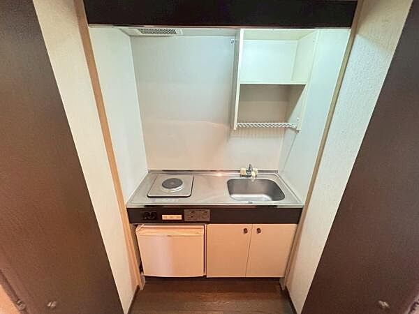 キッチンを拡大表示