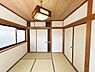 和室：※AI加工によって室内の動産物は撤去しています。