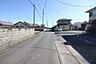 その他：別方向からの前面道路の様子