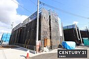 小学校まで徒歩約12分、中学校まで徒歩約11分！お子様の登下校も安心の環境