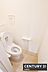 トイレ：【　トイレ　/　toilet　】明るく清潔的なウォシュレット付きトイレ