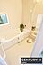 浴室：【　浴室　/　Bathroom　】ゆったりと至福のバスタイムを過ごせそうな清潔感ある浴室