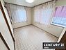 洋室：【　洋室　/　6帖　】※ＡＩ加工により家具を消去した画像です。コンセント等の細部設備については一部描写されていない箇所がございますので、あらかじめご了承ください。