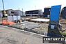 駐車場：【　駐車場　/　parking　】並列2台可能な駐車スペースご夫婦それぞれのお車をお家の前に停めることができます