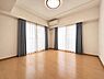 洋室：※室内写真はAIの加工で家具を消していますのでイメージになります。