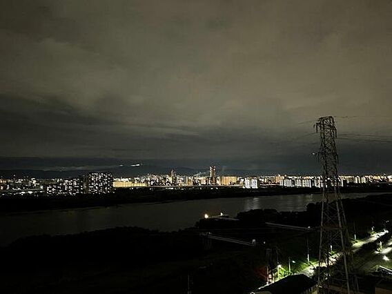 15階建15階...