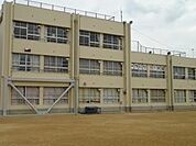岸和田市立常盤小学校まで850m