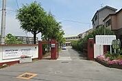 高石市立高石中学校まで2100m
