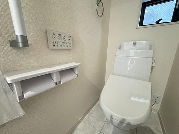 トイレを拡大表示