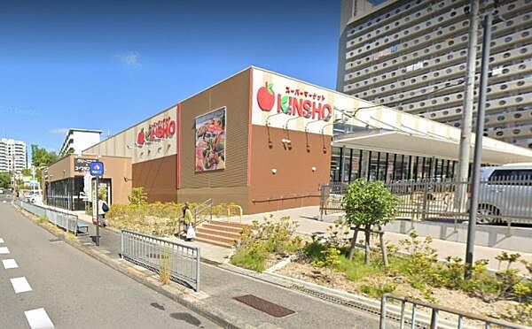 周辺を拡大表示