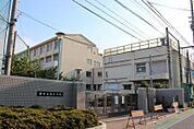 堺市立鳳小学校まで650m
