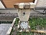 その他：ガーデニングや洗車に便利な、敷地内に設置された外水道。玄関内を清潔に保ちやすく、衛生面でも安心です！