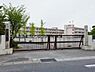 周辺：八幡小学校まで300m、八幡小学校300m(徒歩4分）