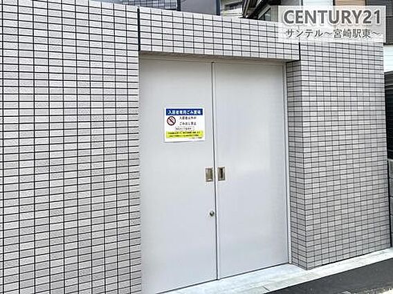 敷地内に専用の...