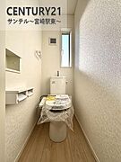 2階トイレです！トイレが二つあると朝の忙しい時間帯も安心です(^^♪