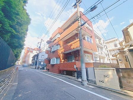 周辺のエリアで他にも沢山売りに出ている物件があります。インターネット掲載前の情報などもありますのでお気軽にお問合せください。まとめてご見学できます。