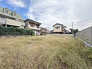 大きな2世帯住宅なども建築できそうな土地です