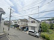 窓からの眺望です。実際に現地で眺望もご確認ください。 