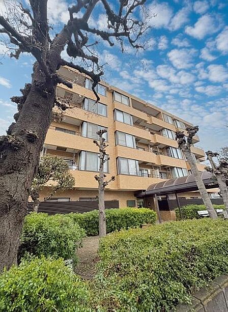 「武蔵境」駅から歩いて14分の武蔵野市アドレスのマンションです。