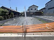 土地物件にはご確認頂くポイントがたくさんございます、土地だけのご見学の際もご遠慮せず、ぜひお気軽に担当スタッフにお申しつけくださいませ。 