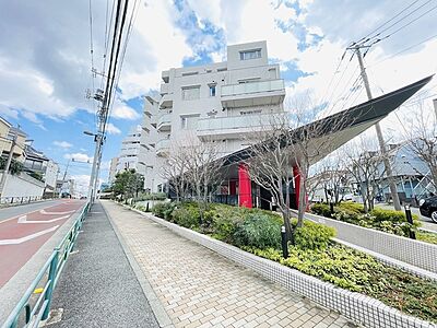 外観:現地のご見学予約もスタートしました。周辺で売りに出ている物件も沢山御座います。まとめてご見学ができますのでお気軽にお申しつけください。 外観:現地のご見学予約もスタートしました。周辺で売りに出ている物件も沢山御座います。まとめてご見学ができますのでお気軽にお申しつけください。