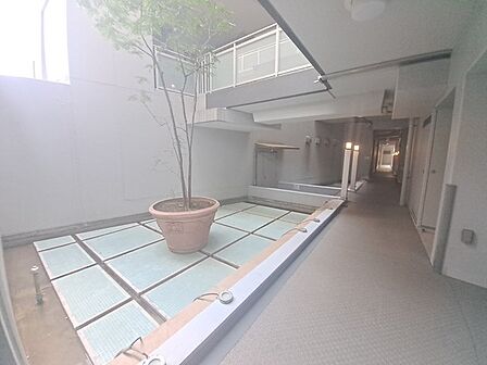 現地のご見学予約もスタートしました。周辺で売りに出ている物件も沢山御座います。まとめてご見学ができますのでお気軽にお申しつけください。