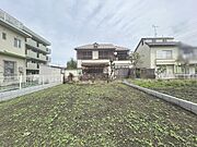 現地ご見学の際、スタッフが様々なご質問に対応いたします、周辺環境、前面道路、建築可能な建物について、ぜひご相談ください。 