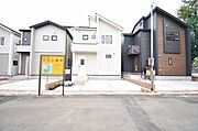 現地のご見学予約もスタートしました。周辺で売りに出ている物件も沢山御座います。まとめてご見学ができますのでお気軽にお申しつけください。 