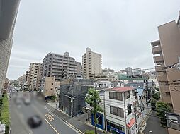 窓からの眺望です。実際に現地で眺望もご確認ください。