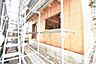 外観：現在建物を建築中です、建築中の物件については現地確認の他、同施工会社の完成施工例のご案内、担当者のプレゼンテーションにてご検討ください。適切なご検討の方法をご説明させて頂きます。 