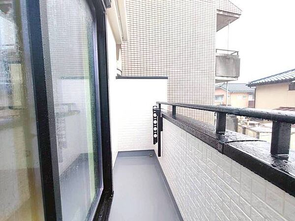 バルコニーを拡大表示