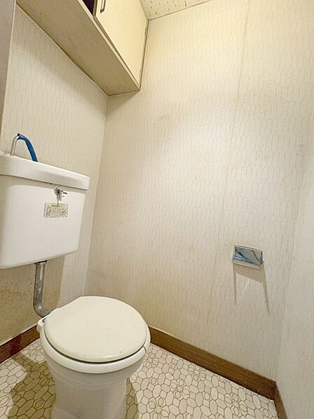 実際に室内をご見学頂くと生活のイメージが広がると思います。家具を置いたイメージや窓からの景色など。周辺で販売に出している物件も一緒にまとめてご見学頂き、比較する事もできます。