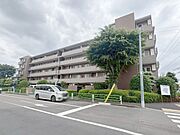 周辺のエリアで他にも沢山売りに出ている物件があります。インターネット掲載前の情報などもありますのでお気軽にお問合せください。まとめてご見学できます。 