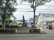 周辺のエリアで他にも沢山売りに出ている物件があります。インターネット掲載前の情報などもありますのでお気軽にお問合せください。まとめてご見学できます。 