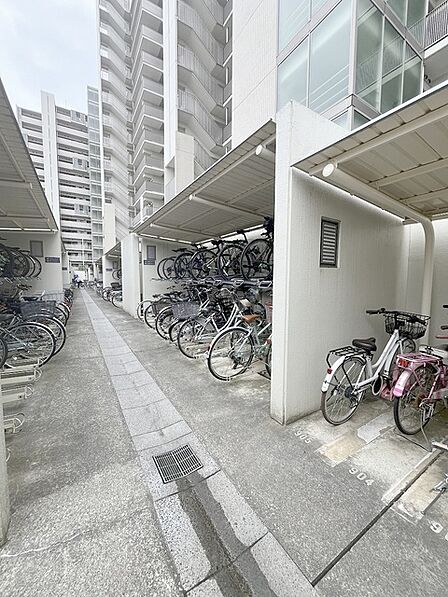 周辺のエリアで他にも沢山売りに出ている物件があります。インターネット掲載前の情報などもありますのでお気軽にお問合せください。まとめてご見学できます。