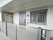 周辺のエリアで他にも沢山売りに出ている物件があります。インターネット掲載前の情報などもありますのでお気軽にお問合せください。まとめてご見学できます。 