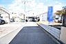 外観：周辺は住宅が建ち並ぶ閑静な住宅街です。 