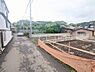 外観：周辺は住宅が建ち並ぶ閑静な住宅街です。 