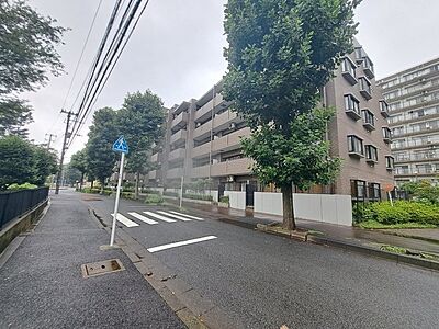 外観:リフォーム完成しました、即引渡し可能です。リフォーム済の住戸で実際の住み心地が体感できます。お仕事帰りの平日でも土日祝日でも、ご希望のご内覧日時を担当者へお気軽にご相談ください。 外観:リフォーム完成しました、即引渡し可能です。リフォーム済の住戸で実際の住み心地が体感できます。お仕事帰りの平日でも土日祝日でも、ご希望のご内覧日時を担当者へお気軽にご相談ください。