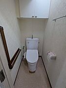 トイレにはウォシュレット機能を標準装備。 