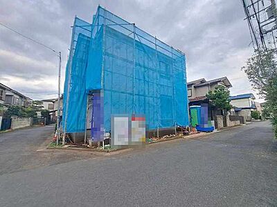 外観：建物のモデルハウスのご見学予約もスタートしました。当日のご見学予約も大歓迎ですので、お気軽にお問合せください。 