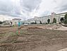 外観：建築条件なしの敷地。弊社グループ「白馬建設」にて建物プランをご提案できます。実際の陽当たりやサイズ感を現地でお確かめください。  