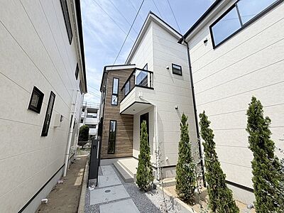 外観:建物が完成しましたので室内のご見学予約スタート。当日のご見学予約も大歓迎です。お気軽にご連絡ください。エステート白馬国分寺店は火曜水曜も営業しております。 外観:建物が完成しましたので室内のご見学予約スタート。当日のご見学予約も大歓迎です。お気軽にご連絡ください。エステート白馬国分寺店は火曜水曜も営業しております。