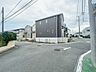 外観：安心して暮らすことのできる住宅街。　住宅地の道路は一般に交通量が少なく車などの騒音が少ないため、住民にとって静かな生活環境が提供されます。 