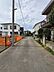 外観：安心して暮らすことのできる住宅街。住宅地の道路は一般に交通量が少なく車などの騒音が少ないため、住民にとって静かな生活環境が提供されます。 