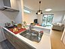 キッチン：建物が完成しましたので室内のご見学予約スタート。当日のご見学予約も大歓迎です。お気軽にご連絡ください。エステート白馬国分寺店は火曜水曜も営業しております。 