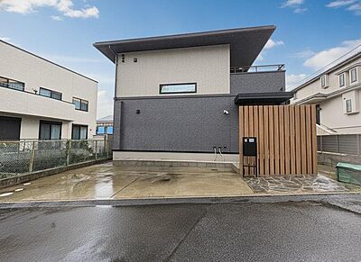 外観:実際に室内をご見学頂くと生活のイメージが広がります。家具を置いたイメージや窓からの景色など、現地で体感ください。 外観:実際に室内をご見学頂くと生活のイメージが広がります。家具を置いたイメージや窓からの景色など、現地で体感ください。
