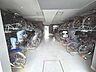 キッチン：雨風をしのぎ大切な自転車をしっかりと保管できる屋内型駐輪場です 
